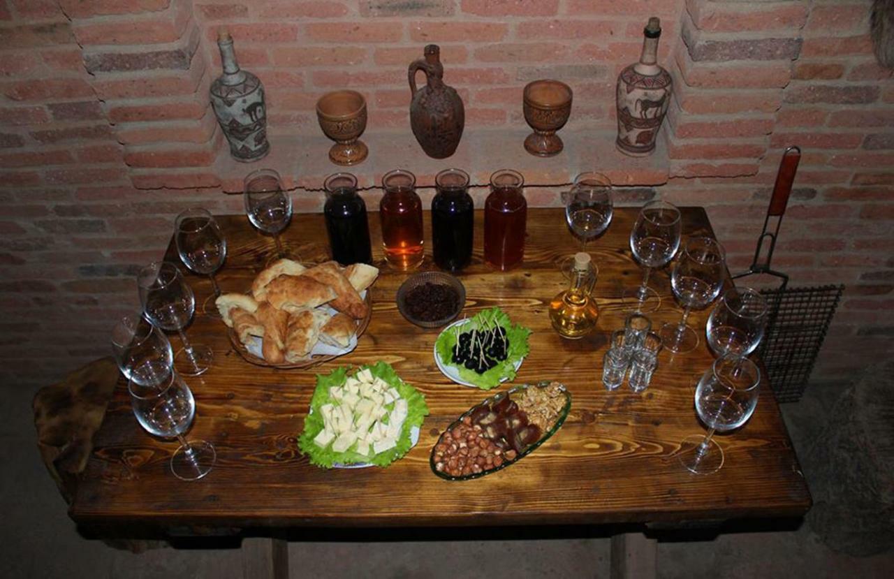 Apartamenti Laliashvilebi'S Wine Cellar Tbilisi Exterior foto
